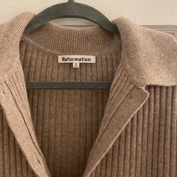 REFORMATION Fantino Cardigan in Oatmeal - Picture 3 of 4